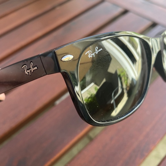 Ray Ban Rb2132 New Wayfarer Sunglasses main image 11